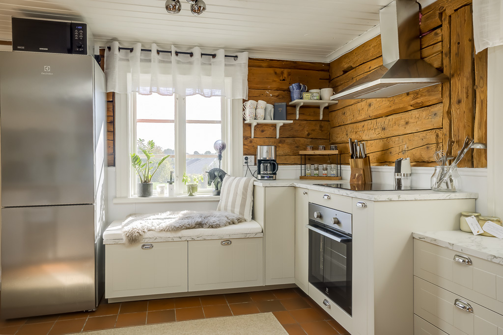 Charmig och komplett hästgård med två bostäder och ypperligt pendlingsläge – photo 90