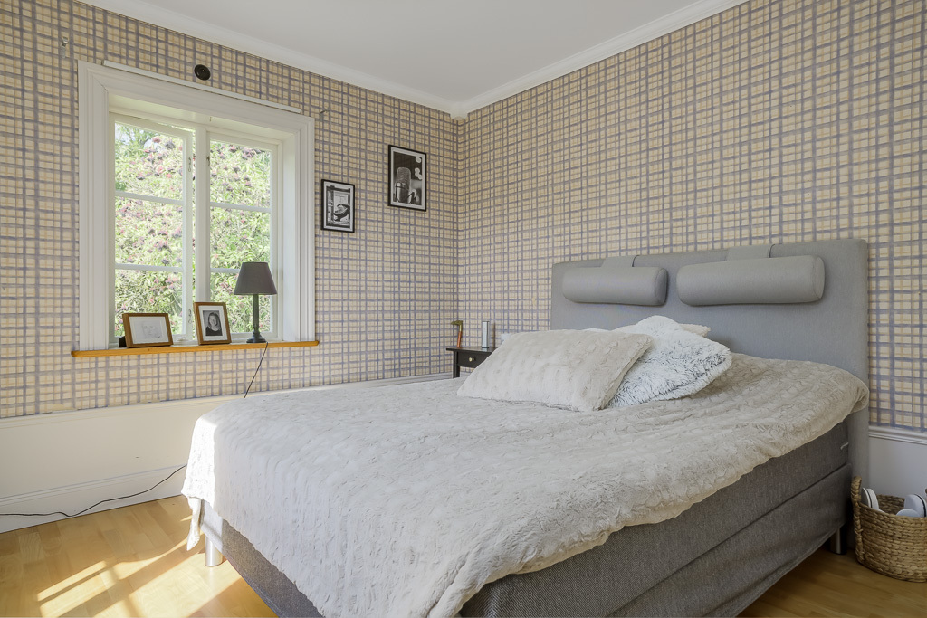 Charmig och komplett hästgård med två bostäder och ypperligt pendlingsläge – photo 62